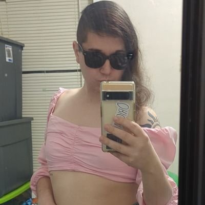 Thalia 24 she/her
i forget about most of my tweets