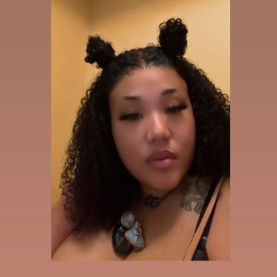 MONEY GETTIN, LOUD MOUTH HAVIN, WEED SMOKIN BAD ASS BITCH | Spiritual 🕉 /introvert