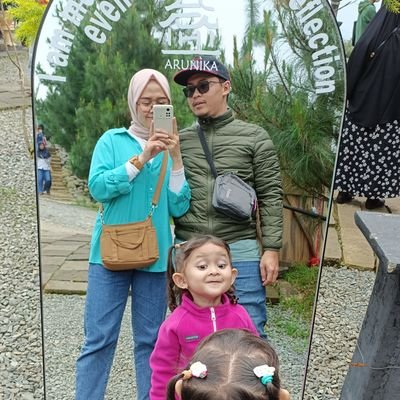 sintiamahar's profile picture. A wife, A mommy ✨