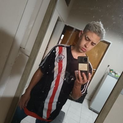 Benja papá te ama 19/03 // #30S sueño cumplido // Bionico de corazón // me estas partiendo al medio pendeja ⚡piscis♓ UTN