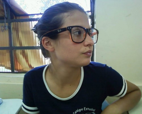 Complicada de mais para ser entendida! Entendeu? ♥