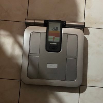 Amel_g0g0's profile picture. Need support system. Yang bisa nemenin atau ikut berjuang diet sama aku