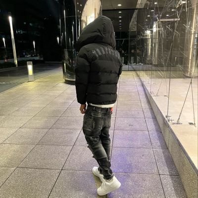 🥶        loso
      24years old♏🦂
              90's baby😈