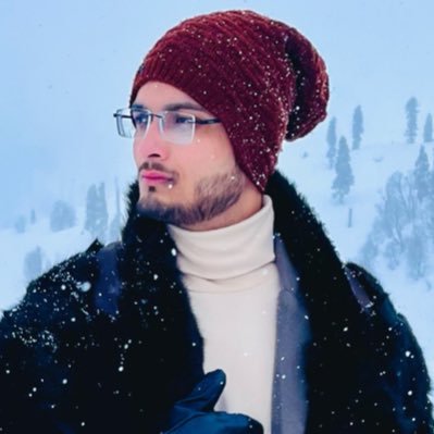 Partriotic Muslim ।। Blogger।।Social Media Influencer।। Outspoken ।। Shayri lover ।। Bhakts stay away। खौफ़ पत्थर का आईने को नहीं, उसकी फितरत में सच दिखाना है।