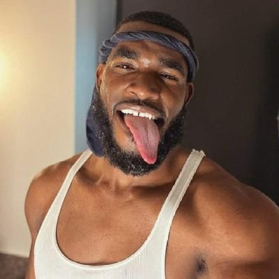 I'm the guy that broke the internet 😏
Adult content (🐴🍆)