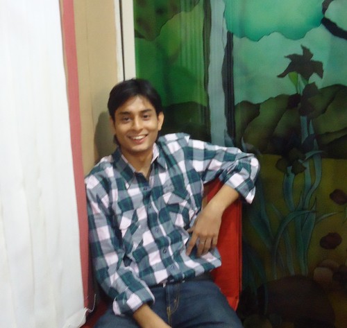 Computer Science Student.
Likes programming :)
Likes to watch TV Series, play Basketball, Football.