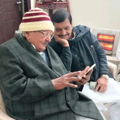 vijay_sarpanch_'s profile picture. अभी सोच के बाद में लिखेंगे