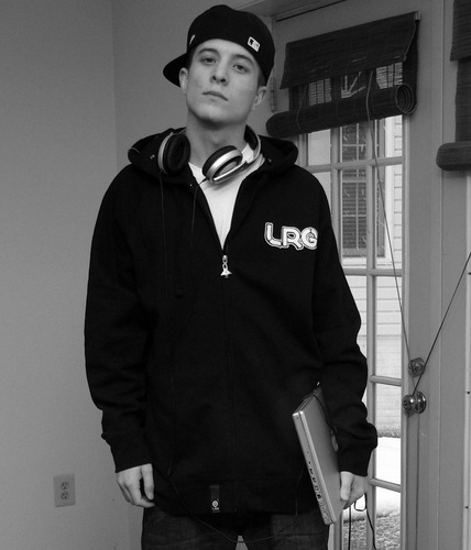 BennyRomeMGMT's profile picture. Manager to the hottest producer on the comeup out of the #DMV, @bennyrome. bennyromemgmt@gmail.com for all business inquiries.