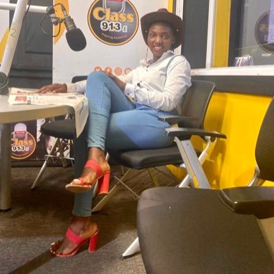 God’s favorite 💜   A model  A student Journalist @thenanaaba obsessed fan