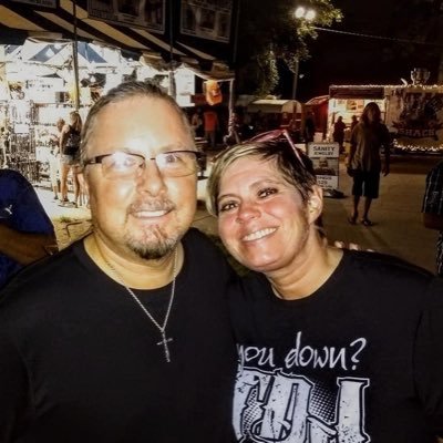 Mom of a🐈 and 🐕’s BF Mike👩‍❤️‍👨 Luke Combs Music lover🎤 @LukeCombs 🎟Bootleggers Member❤️Luke&Nicole❤️#Animal Love🐾🐈🐈‍⬛🐕😢Miss Steve from @Cash83Steve