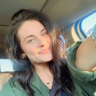 pLARAE's profile picture. here to talk my shit