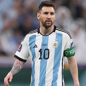 Hola me llamo joaco ^^
Me gusta el futbol, Messi , El barca y la Seleccion Argentina
Soy Argentino
Eso es todo bye =)