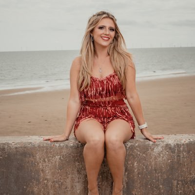 RobynlouRegan Profile Picture