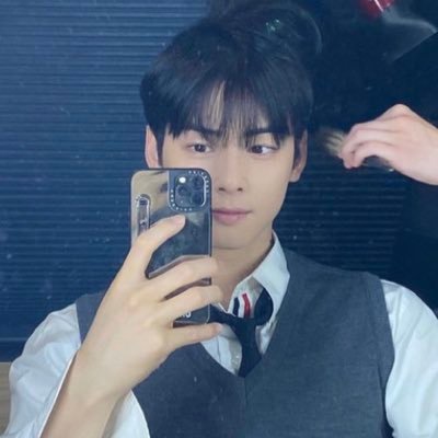 eunwooakgay's profile picture. retired eunwoo stan