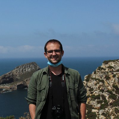 Diseñador de Experiencia de Usuario (UX/UI)