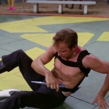 yaaaasslay's profile picture. stars wars space gays enjoyer,
magneto apologist,
po from kungfupanda kinnie,