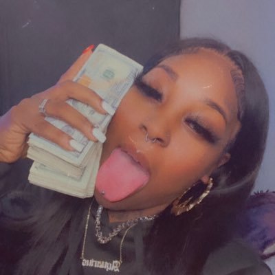 Ⓜ️8v3n 〰️ #MakinMoney | Amosc: Ladyxadasss83 IG : LITTYLITBIHH83__