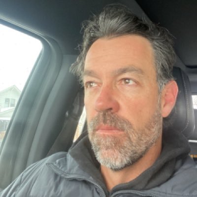 pure_hindsight's profile picture. 