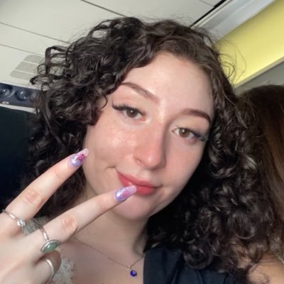 Daphne_2020's profile picture. que?