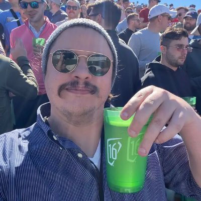 writing about sports for sports illustrated. cozy boy. supporter of sweeties and the good shit. trying my best. he/him.