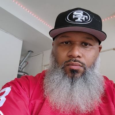 PeartJerome's profile picture. O/L coach  St Bonaventure high school