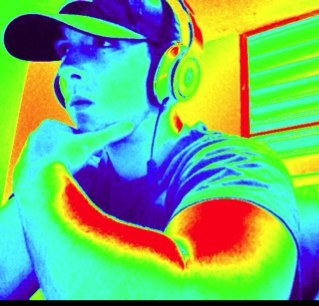 guerreromaestre's profile picture. vivo entre lineas