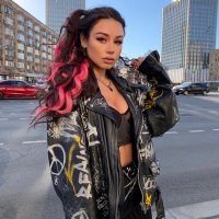 Lori (@lorsendo) 's Twitter Profile