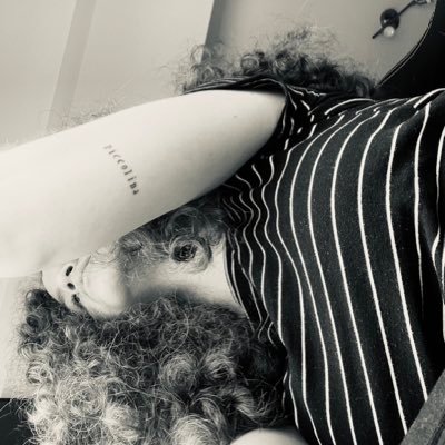 mirandaes11's profile picture. Sopa con tenedor 🙃 Otoño 🍁 del 94