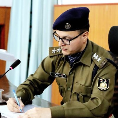 Assistant Commandant @crpfindia UPSC CAPF(AC)Exam,2018. M.Phil International Studies, Nation First, Peace Keeper of the Nation,Tweets nt in official capacity.