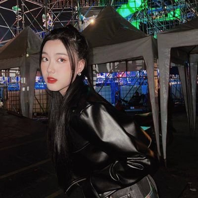 1990 🎂
ลูก@aheyekrn l #Aheye4EVE l @undakulteera1 💜@__alohatiya
♥️ iG : i_am_jiaiw