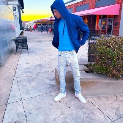 StevoneH's profile picture. IG: bhalpha.17
SC: hishayes7