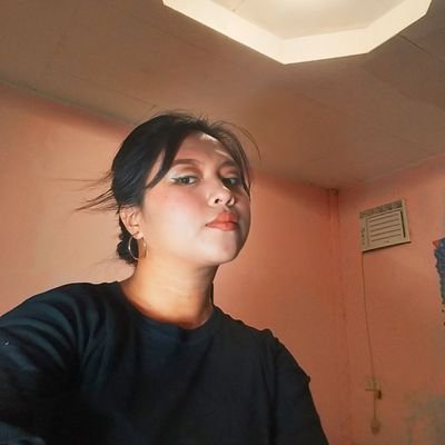 loveMaria_15's profile picture. A gorgeous rabbi 💜