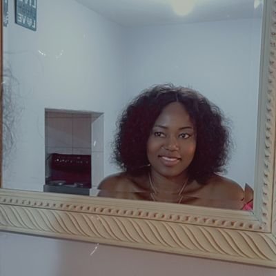 Iya_De_Angela's profile picture. 