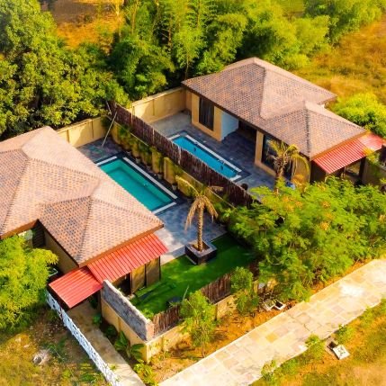 Managing Director at The Gajraj Resort Pench National Park MP.

Having 12 Luxury Private Pool Villa.

For Booking - 9691634243