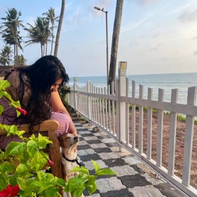 An optimist finding the right words to describe her. Please talk to me only after applying your SPF 🧴