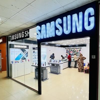 ✍️We are a certified smartphones and gadgets retail shop for NEW and UK USED luxury brands
📞Enquiries:
0701677171 0787108384
https://t.co/q1Qjg6wblk