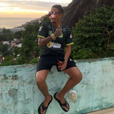 Río de janeiro Marica Rapper @colombiaoesteoficial https://t.co/mGKroCHGaz nordestino caba da peste músico cantor de rap flow nordestino 🥋🇨🇴🔥 meio clandestino 22ano