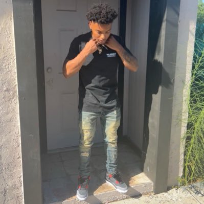 RashadTHAGR8's profile picture. #LLBCurt 🕊🤞🏽