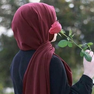 مادری  از تبار ایران زمین
از شهر قنات و قنوت و قناعت