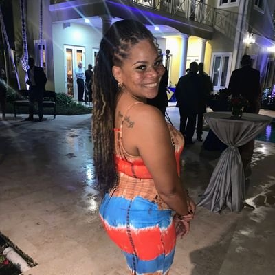 《Beautiful`Soul Hippie_Rasta》♒✌
Goddess👑•Magical💫•Cosmic🔮
Tafari 🧒🏻💖🇪🇹