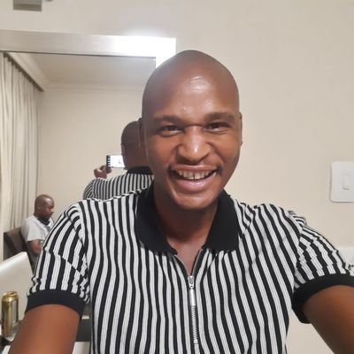 NkululekoNtom13 Profile Picture