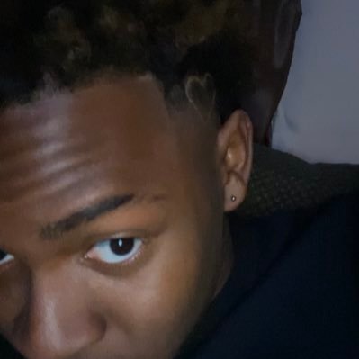 74Sh3luvsqua's profile picture. 