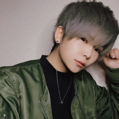 元男装ユニットスペーズの桐山涼でした👶お仕事依頼はDMまで📩 TikTok/Instagramやってます!🔻
