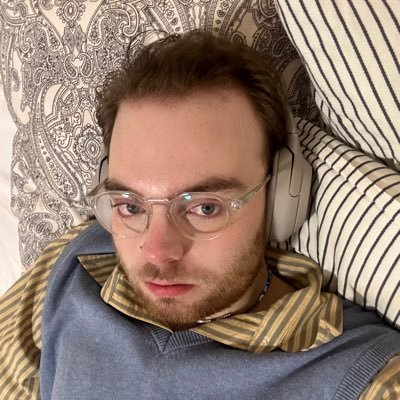 cffclds's profile picture. they/them