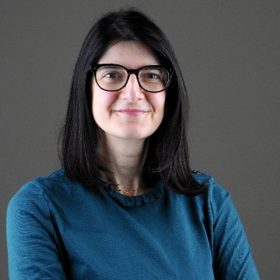 Journaliste finance aux Echos. Cheffe de service adjointe. Ex-Investir, Agefi, L'Echo (Bruxelles), La Tribune.
