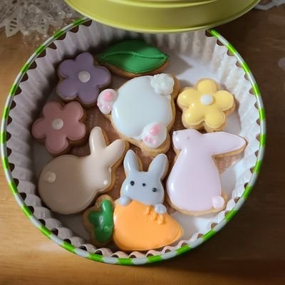 ジャイアンツとAKB48グループ(特にみーおん推し)、ももクロ(箱推し)、有安杏果、嵐が大好きで密かに豆柴の大群を応援してる常chanです❗
無言フォローすみません!
コミュ障ですがよろしくお願いします