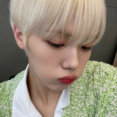 dixwars's profile picture. я комфорти и я люблю крэвити а ещё кофе с молоком