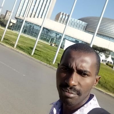 chevaldetroie77's profile picture. @lcchennai Alumnus. Master in 💻 Science|Chess player|Officier 👨‍✈️ | University Lecturer! father of two! RT != endors