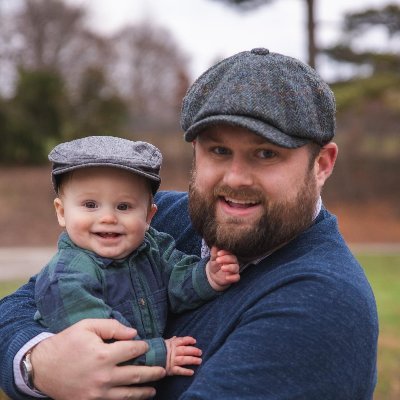 imcolinhill's profile picture. Creative. Driven. Easily distracted. Native of the Queen City.

Co-Founder @TheBriogaid ⚽️
