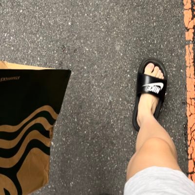 179/70/26 單（雙）男 想嘗試2男1女三人  有學過按摩 歡迎體驗有富有情感的紓壓方式
